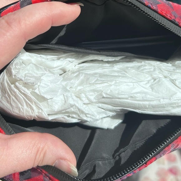 Furla Red & Black Geometric Toiletry Bag NWT Gift Ready Unisex travel pouch - Picture 4 of 7